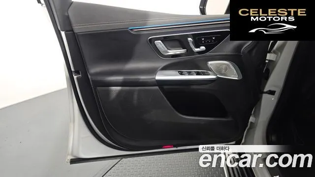 MERCEDES BENZ EQE SUV X294 EQE350 4MATIC 2023 — photo 14 sur 33