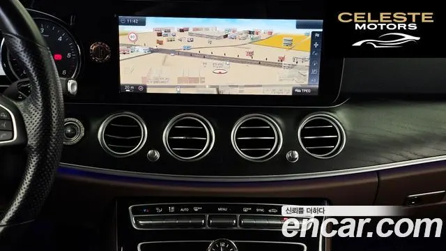 MERCEDES BENZ E-Classe W213 E220d Avantgarde 2017 — photo 14 sur 20