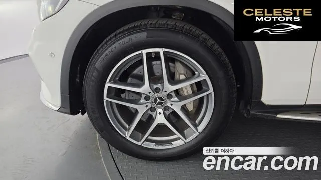 MERCEDES BENZ GLC-Classe X253 GLC220 d 4MATIC Coupé 2018 — photo 5 sur 20