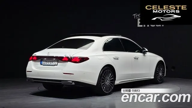 MERCEDES BENZ E-Classe W214 E450 4MATIC Exclusive 2024 — photo 2 sur 31