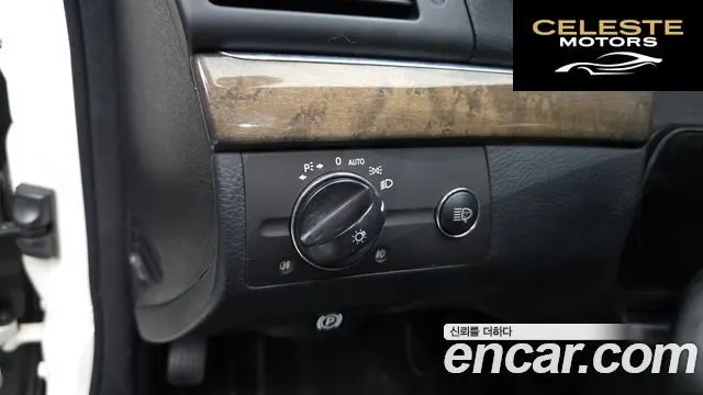MERCEDES BENZ E-Classe W211 E350 2009 — photo 18 sur 20
