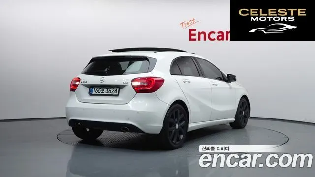 MERCEDES BENZ A-Classe W176 A200 CDI Night 2014 — photo 2 sur 20