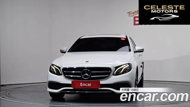 MERCEDES BENZ E-Classe W213 E250 Avantgarde 2020 — photo 3 sur 32