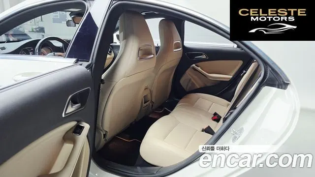 MERCEDES BENZ CLA-Classe C117 CLA250 4MATIC 2014 — photo 11 sur 20