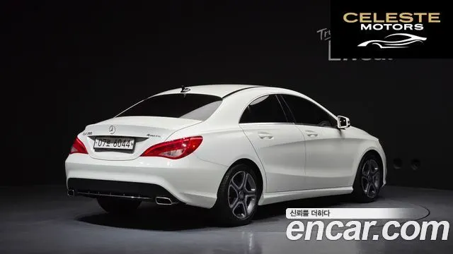 MERCEDES BENZ CLA-Classe C117 CLA250 4MATIC 2014 — photo 2 sur 20