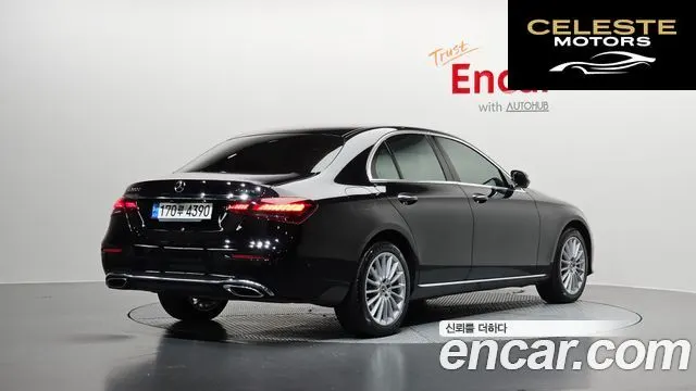 MERCEDES BENZ E-Classe W213 E220d 4MATIC Exclusive 2023 — photo 2 sur 31