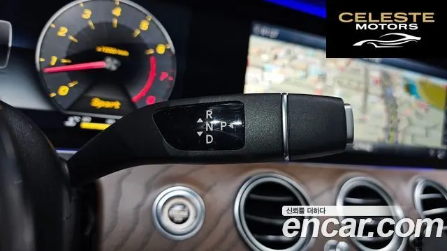 MERCEDES BENZ E-Classe W213 E300 Exclusive 2019 — photo 9 sur 20