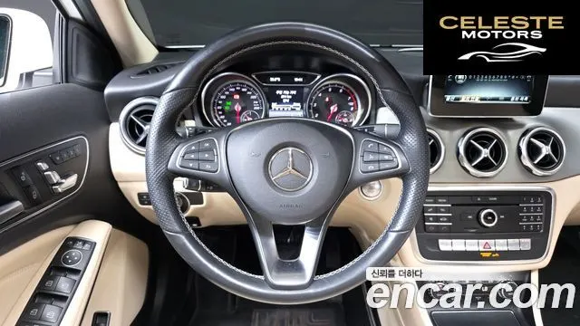 MERCEDES BENZ GLA-Classe X156 GLA220 Premium 2019 — photo 18 sur 38