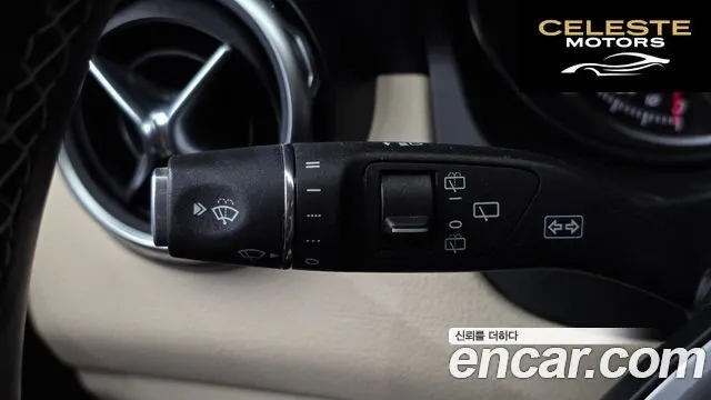 MERCEDES BENZ GLA-Classe X156 GLA220 Premium 2019 — photo 27 sur 38