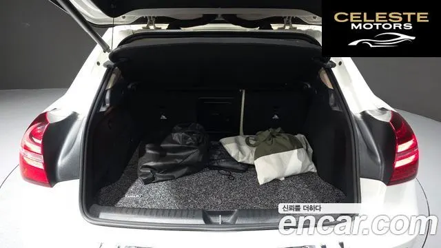 MERCEDES BENZ GLA-Classe X156 GLA220 Premium 2019 — photo 32 sur 38