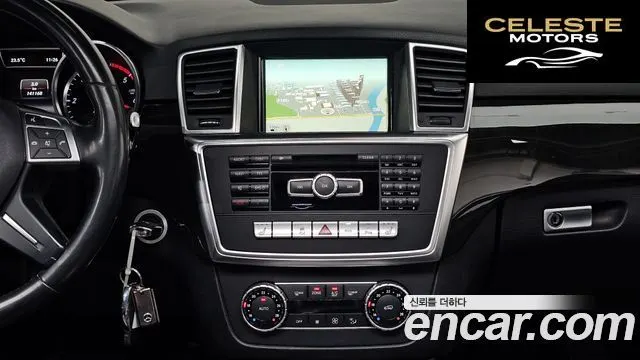 MERCEDES BENZ M-Classe W166 ML250 4MATIC 2015 — photo 19 sur 26