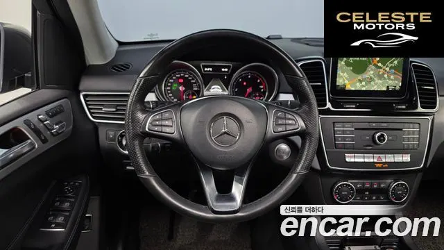 MERCEDES BENZ GLE-Classe W166 GLE350 d 4MATIC 2018 — photo 13 sur 20
