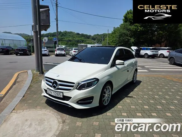 MERCEDES BENZ B-Classe W246 B200 d 2017 — photo 1 sur 22