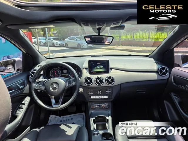 MERCEDES BENZ B-Classe W246 B200 d 2017 — photo 20 sur 22