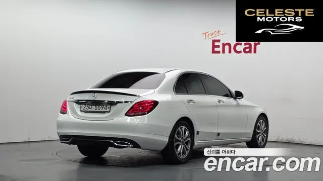 MERCEDES BENZ C-Classe W205 C200 Avantgarde 2017 — photo 2 sur 20
