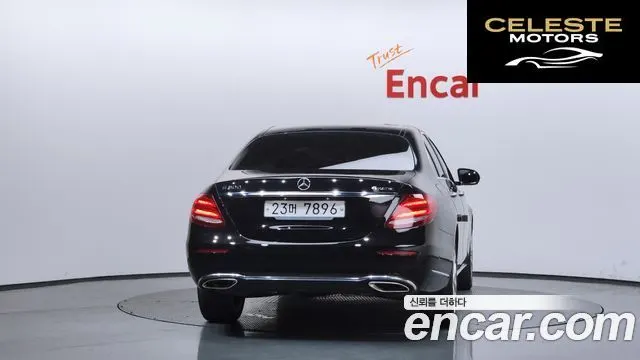 MERCEDES BENZ E-Classe W213 E300 4MATIC Exclusive 2019 — photo 4 sur 20
