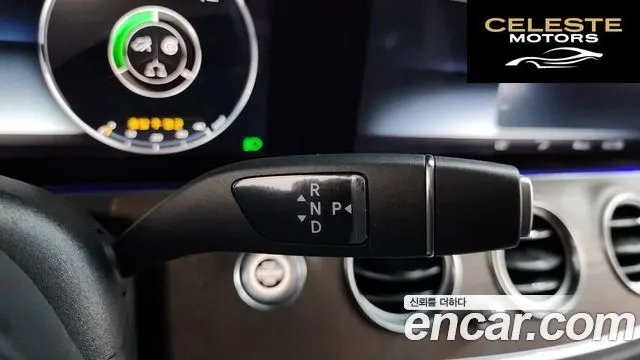 MERCEDES BENZ E-Classe W213 E300 4MATIC Exclusive 2019 — photo 9 sur 20