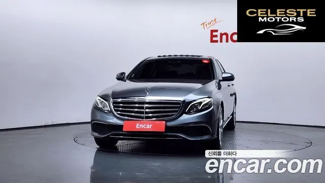 MERCEDES BENZ E-Classe W213 E300 4MATIC Exclusive 2018 — photo 3 sur 37