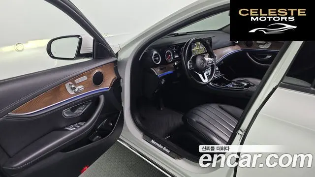 MERCEDES BENZ E-Classe W213 E220d Exclusive 2019 — photo 13 sur 32
