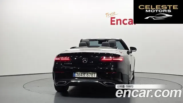 MERCEDES BENZ E-Classe W213 E220d Cabriolet 2018 — photo 4 sur 28