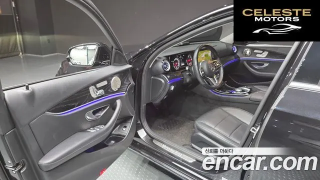MERCEDES BENZ E-Classe W213 E220d Avantgarde 2019 — photo 13 sur 30