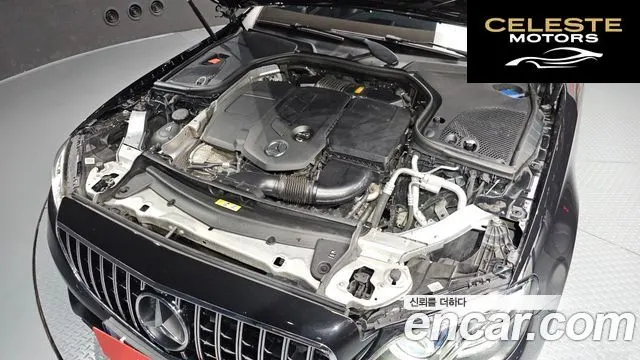 MERCEDES BENZ E-Classe W213 E220d Avantgarde 2019 — photo 6 sur 30
