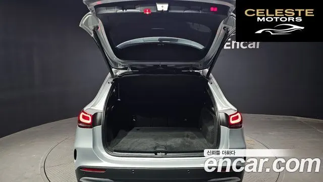 MERCEDES BENZ GLA-Classe H247 GLA250 4MATIC 2021 — photo 26 sur 33