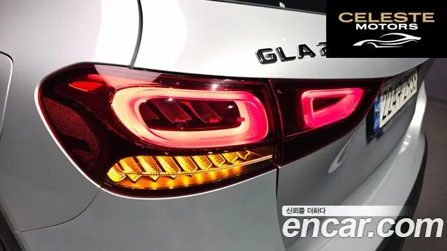 MERCEDES BENZ GLA-Classe H247 GLA250 4MATIC 2021 — photo 9 sur 33