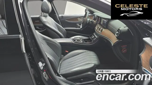 MERCEDES BENZ E-Classe W213 E220d 4MATIC Exclusive 2018 — photo 16 sur 39