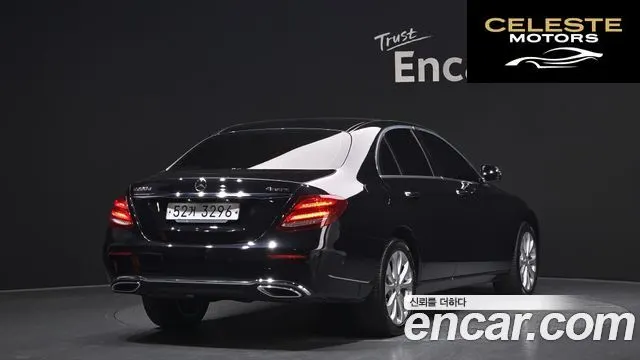MERCEDES BENZ E-Classe W213 E220d 4MATIC Exclusive 2018 — photo 2 sur 39