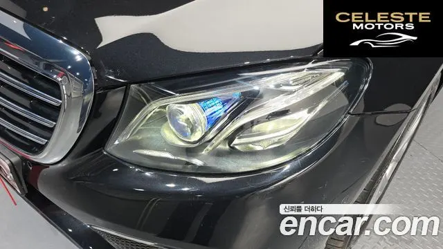 MERCEDES BENZ E-Classe W213 E220d 4MATIC Exclusive 2018 — photo 8 sur 39