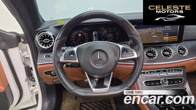 MERCEDES BENZ E-Classe W213 E220d Coupé 2017 — photo 19 sur 36