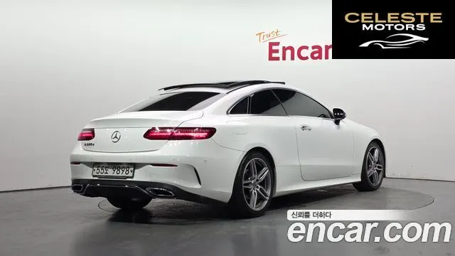 MERCEDES BENZ E-Classe W213 E220d Coupé 2017 — photo 2 sur 36