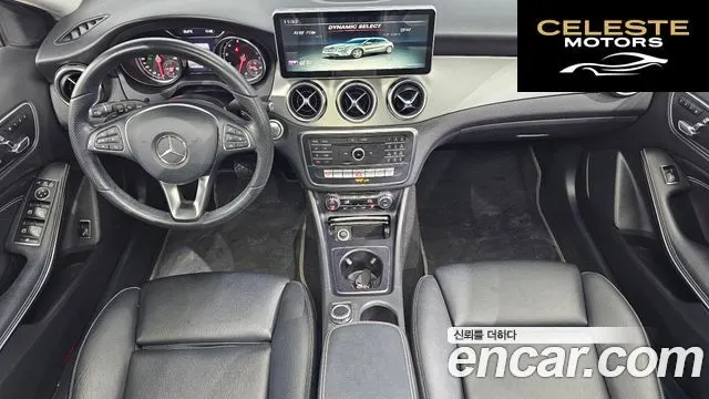 MERCEDES BENZ GLA-Classe X156 GLA220 2019 — photo 10 sur 31