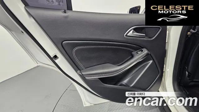 MERCEDES BENZ GLA-Classe X156 GLA220 2019 — photo 15 sur 31