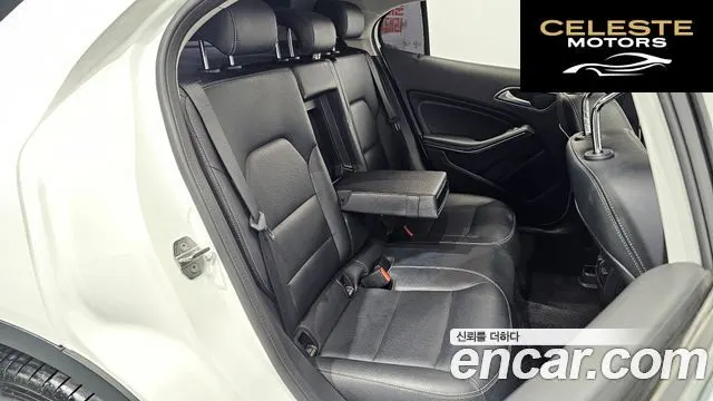 MERCEDES BENZ GLA-Classe X156 GLA220 2019 — photo 18 sur 31