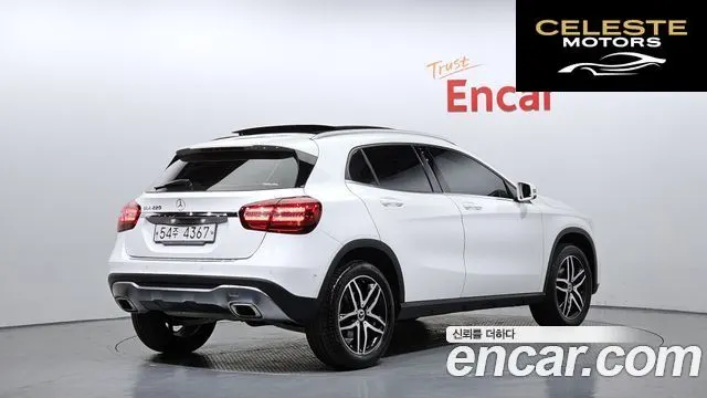 MERCEDES BENZ GLA-Classe X156 GLA220 2019 — photo 2 sur 31