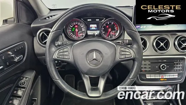 MERCEDES BENZ GLA-Classe X156 GLA220 2019 — photo 20 sur 31