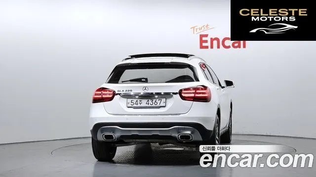 MERCEDES BENZ GLA-Classe X156 GLA220 2019 — photo 4 sur 31