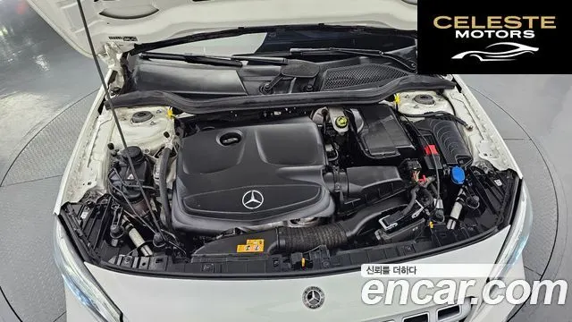 MERCEDES BENZ GLA-Classe X156 GLA220 2019 — photo 6 sur 31