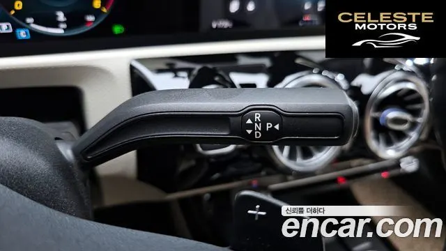 MERCEDES BENZ A-Classe W177 A200d Berline 2021 — photo 12 sur 38
