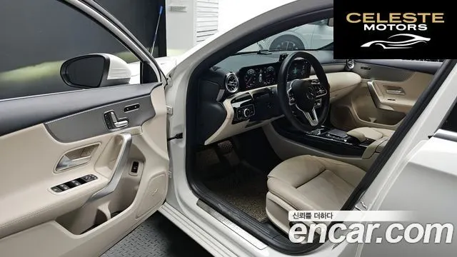 MERCEDES BENZ A-Classe W177 A200d Berline 2021 — photo 13 sur 38