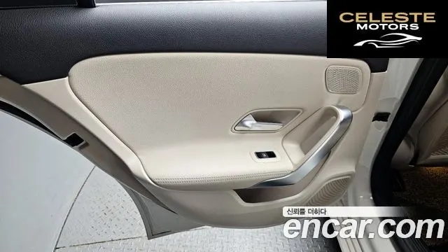 MERCEDES BENZ A-Classe W177 A200d Berline 2021 — photo 15 sur 38