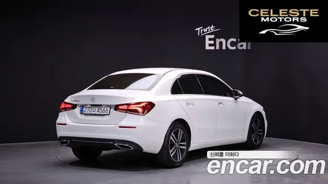MERCEDES BENZ A-Classe W177 A200d Berline 2021 — photo 3 sur 38