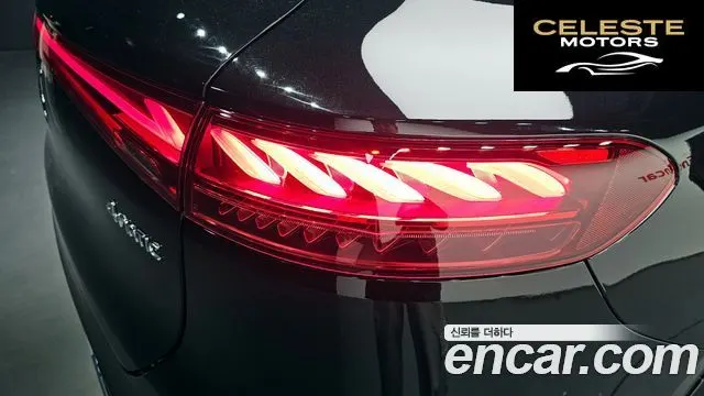 MERCEDES BENZ EQS SUV X296 EQS580 4MATIC 2023 — photo 8 sur 31