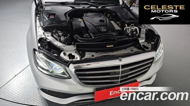 MERCEDES BENZ E-Classe W213 E300 4MATIC Exclusive 2020 — photo 6 sur 36