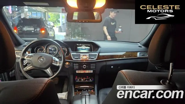 MERCEDES BENZ E-Classe W212 E300 2016 — photo 10 sur 26