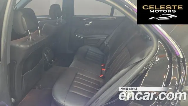 MERCEDES BENZ E-Classe W212 E300 2016 — photo 13 sur 26