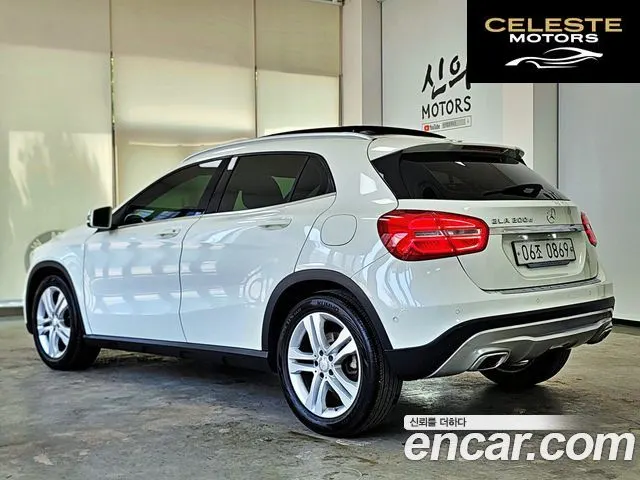 MERCEDES BENZ GLA-Classe X156 GLA200 d 2016 — photo 3 sur 26