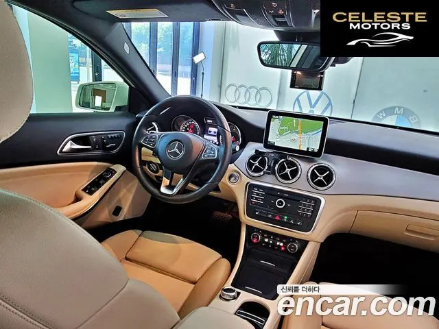 MERCEDES BENZ GLA-Classe X156 GLA200 d 2016 — photo 8 sur 26